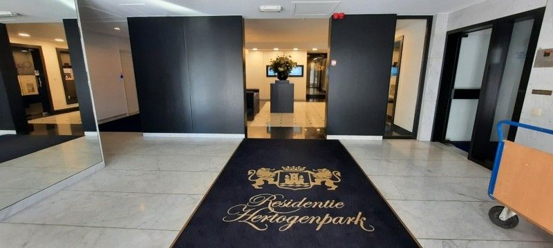 Luxueus en ruim instapklaar appartement van 197m² + 32m² Z-terras foto 19