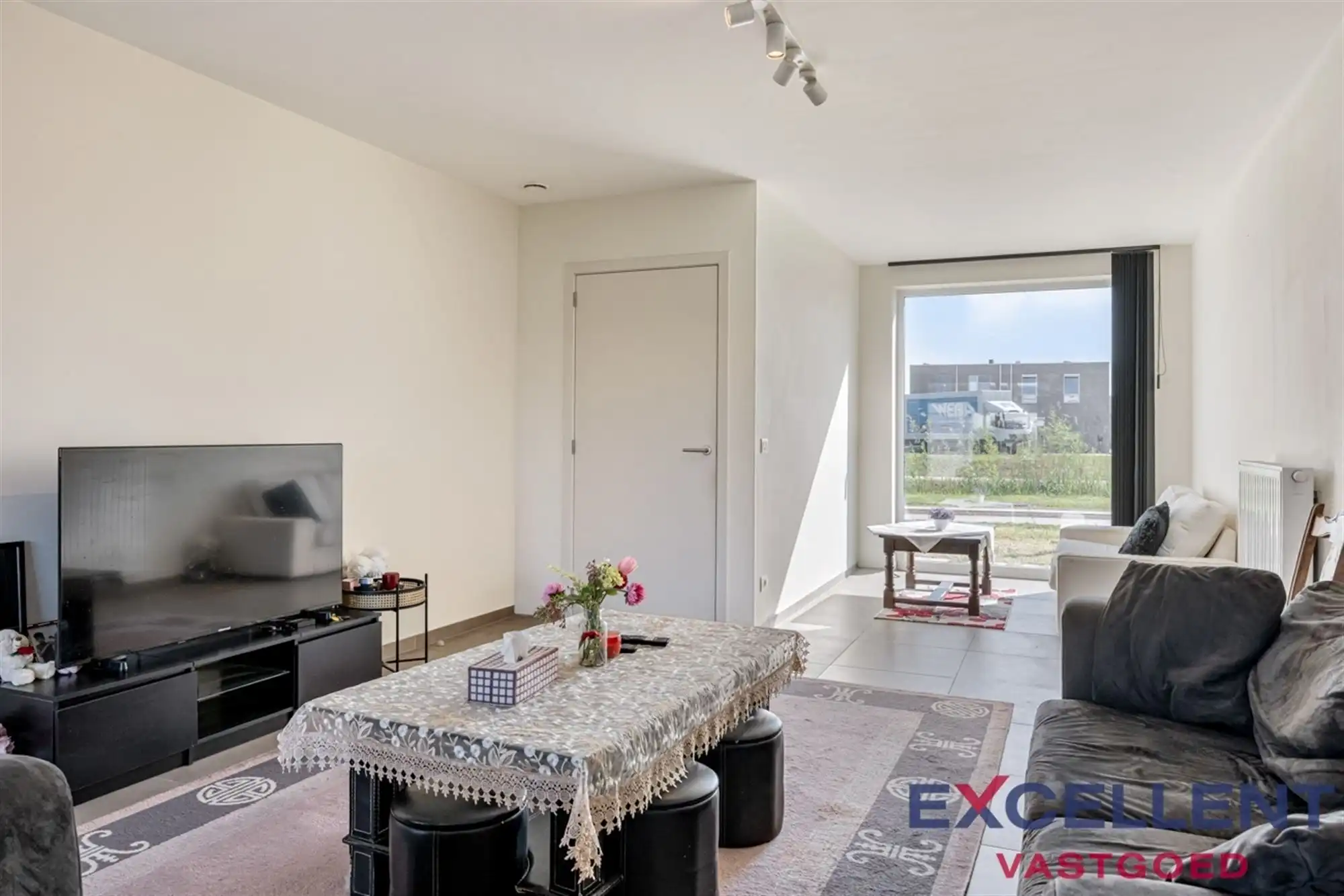Moderne, zeer recente woning te Deinze-Astene foto 3