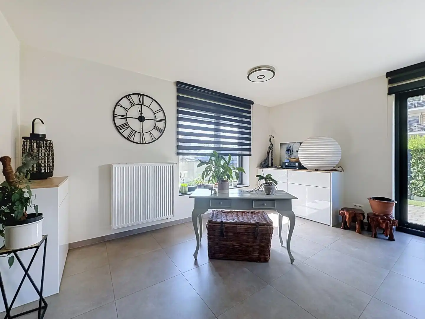 Lichtrijk gelijkvloers appartement met twee tuinen in Kessel-Lo! foto 11