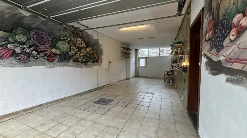 Comfortabele 3-slaapkamerwoning met tuin + zeer ruime GARAGE te koop in Brugge foto 18