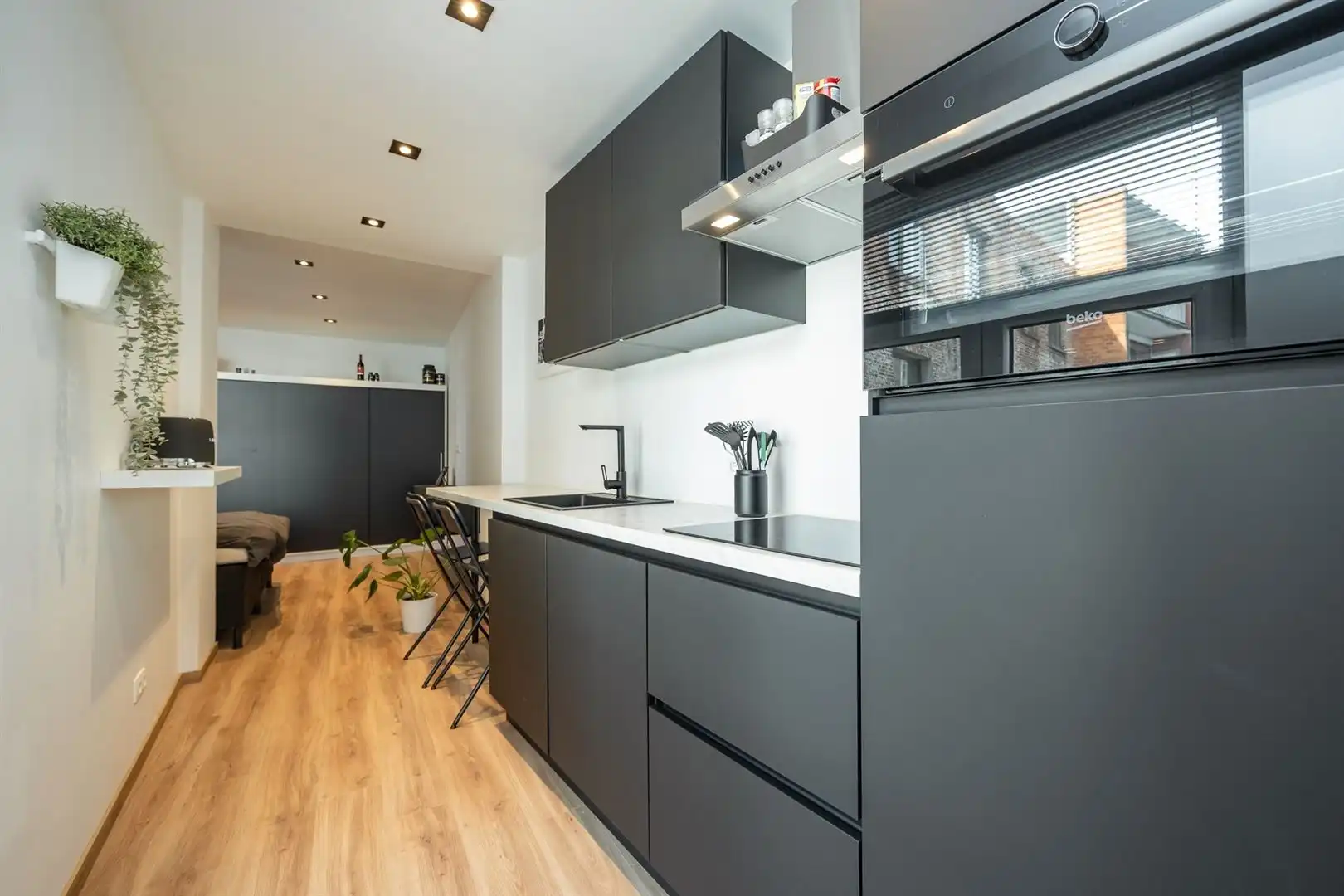 Flat/studio op toplocatie foto 7