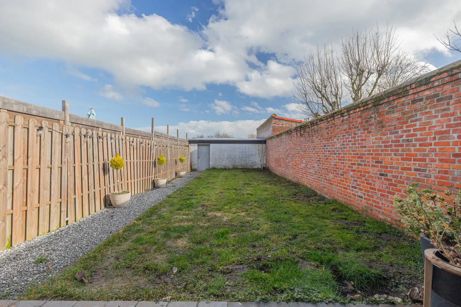 Instapklare rijwoning met 2 slaapkamers! foto 20