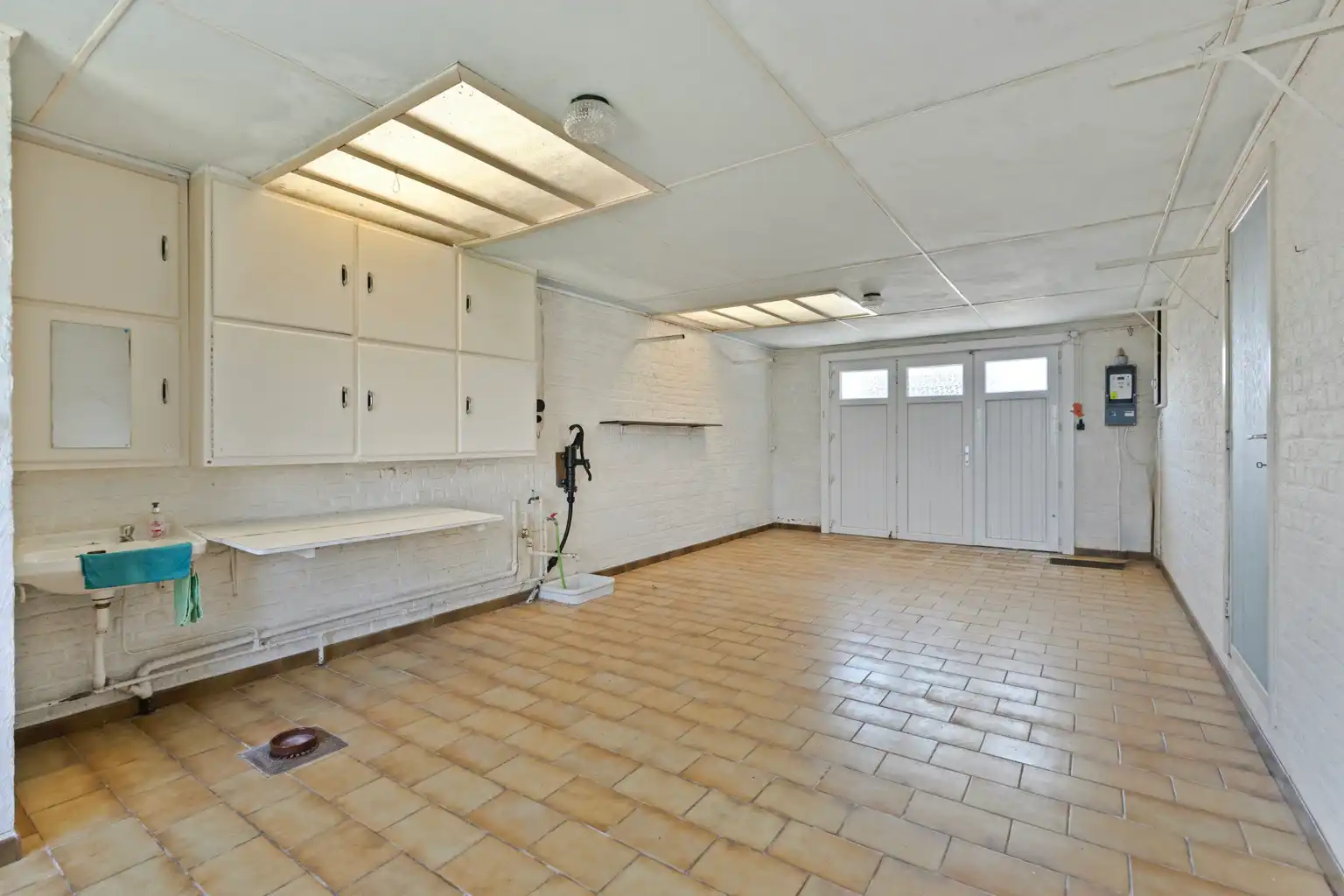 WONING MET TUIN IN DOODLOPENDE STRAAT foto 12