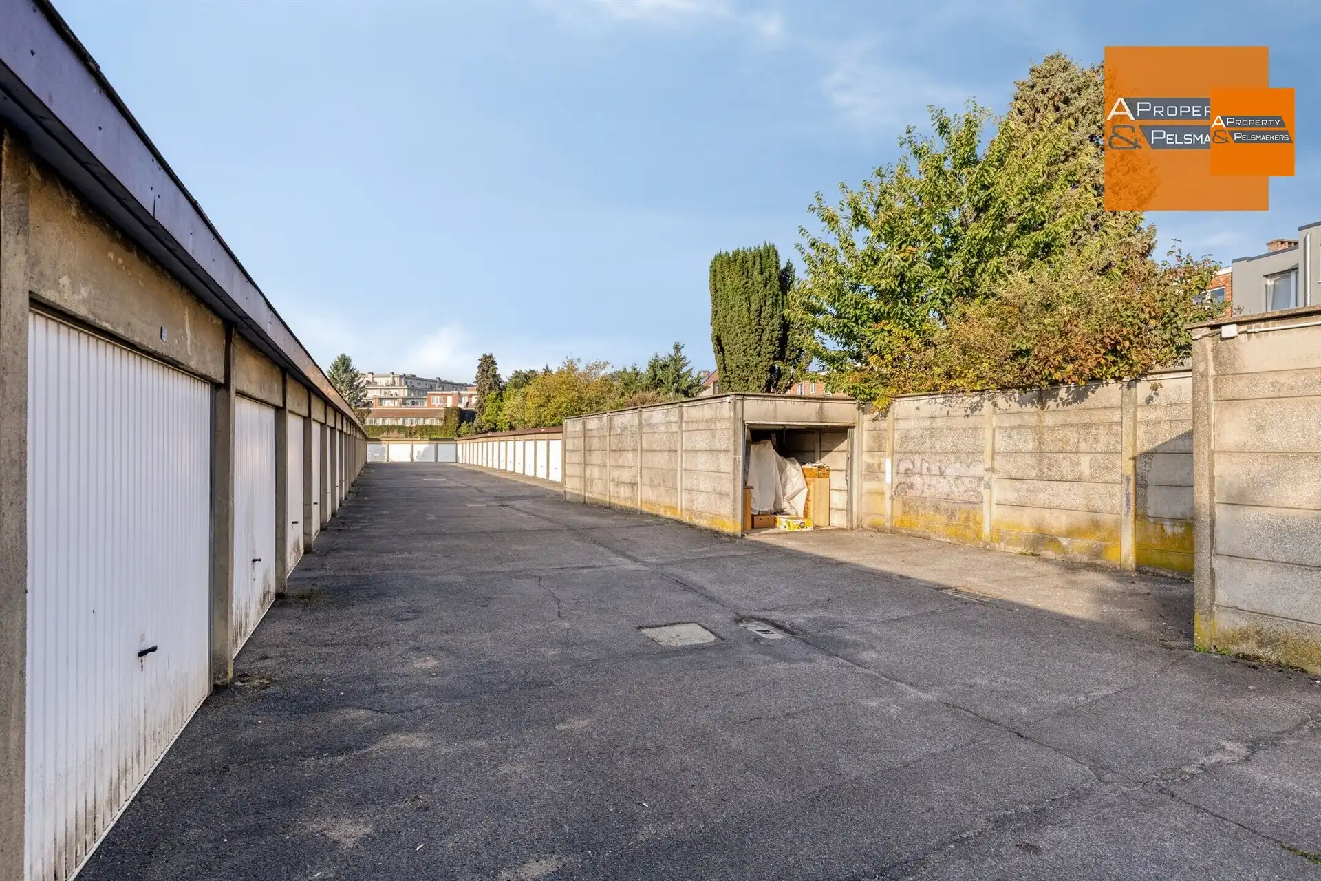  BOD AANVAARD  58  gesloten garageboxen foto 14