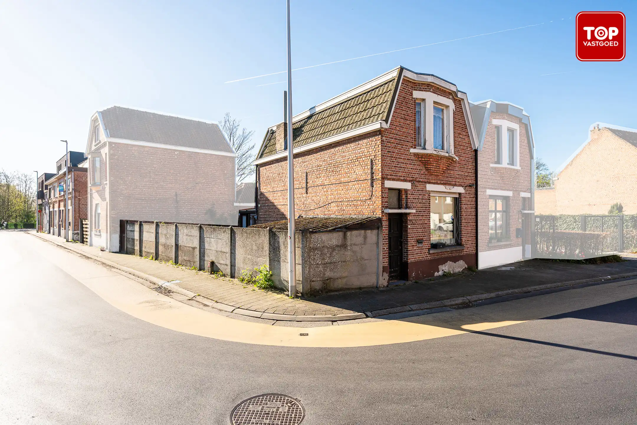Op te frissen HOB met 2 slaapkamers en tuin foto 2