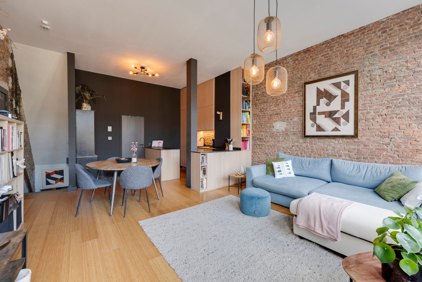 Charmant appartement in bruisende Brederodebuurt foto 2
