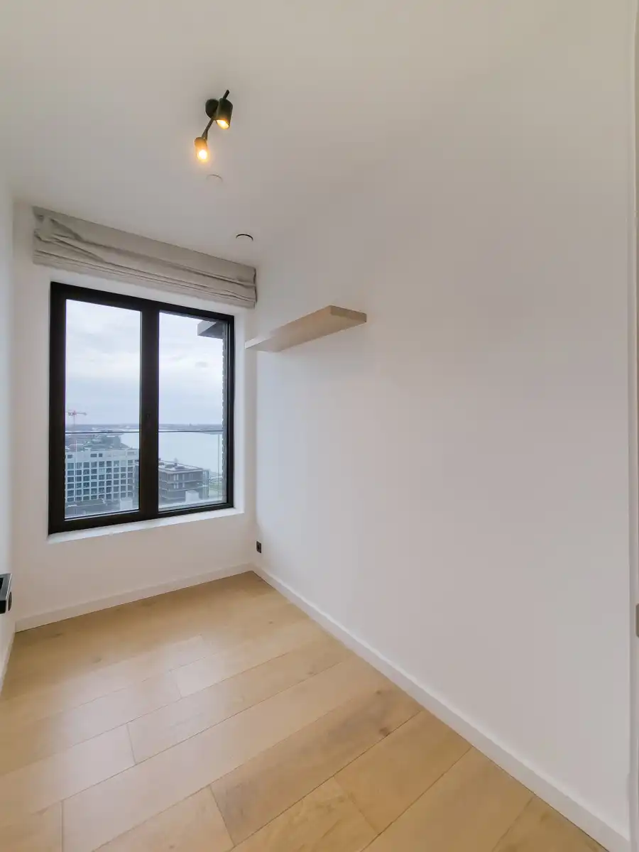 Ongemeubeld 2 slaapkamer appt. met zicht op de Schelde foto 12