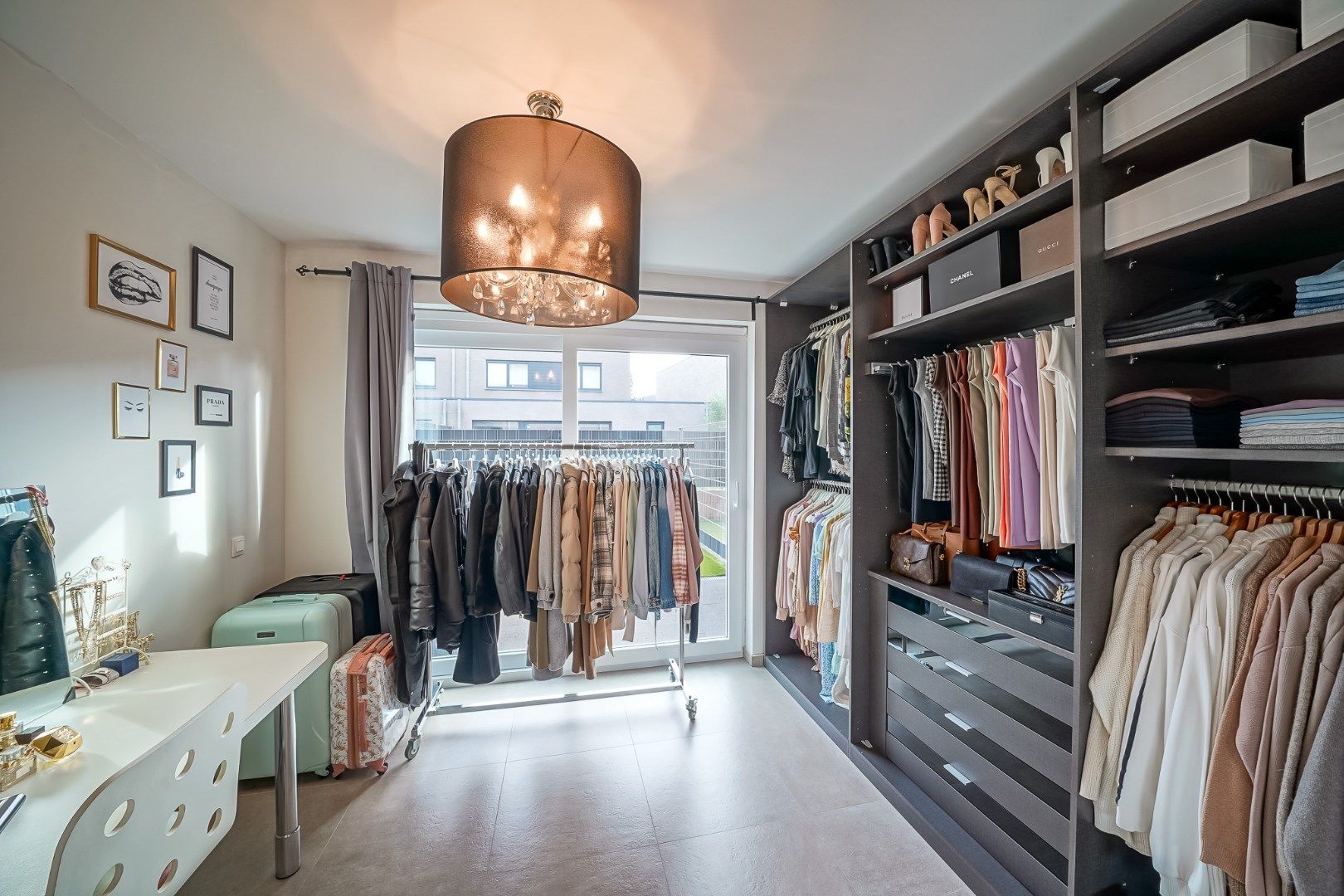 Recent gelijkvloers 2-slaapkamer appartement vlakbij de Spuikom te Bredene foto 15