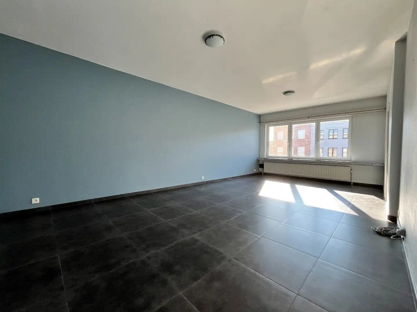 Hedendaags 2 slpk appartement met garagebox foto 2