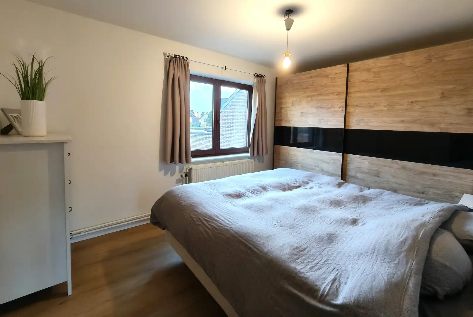 MOOIE WONING MET GARAGE EN TUINTJE foto 11