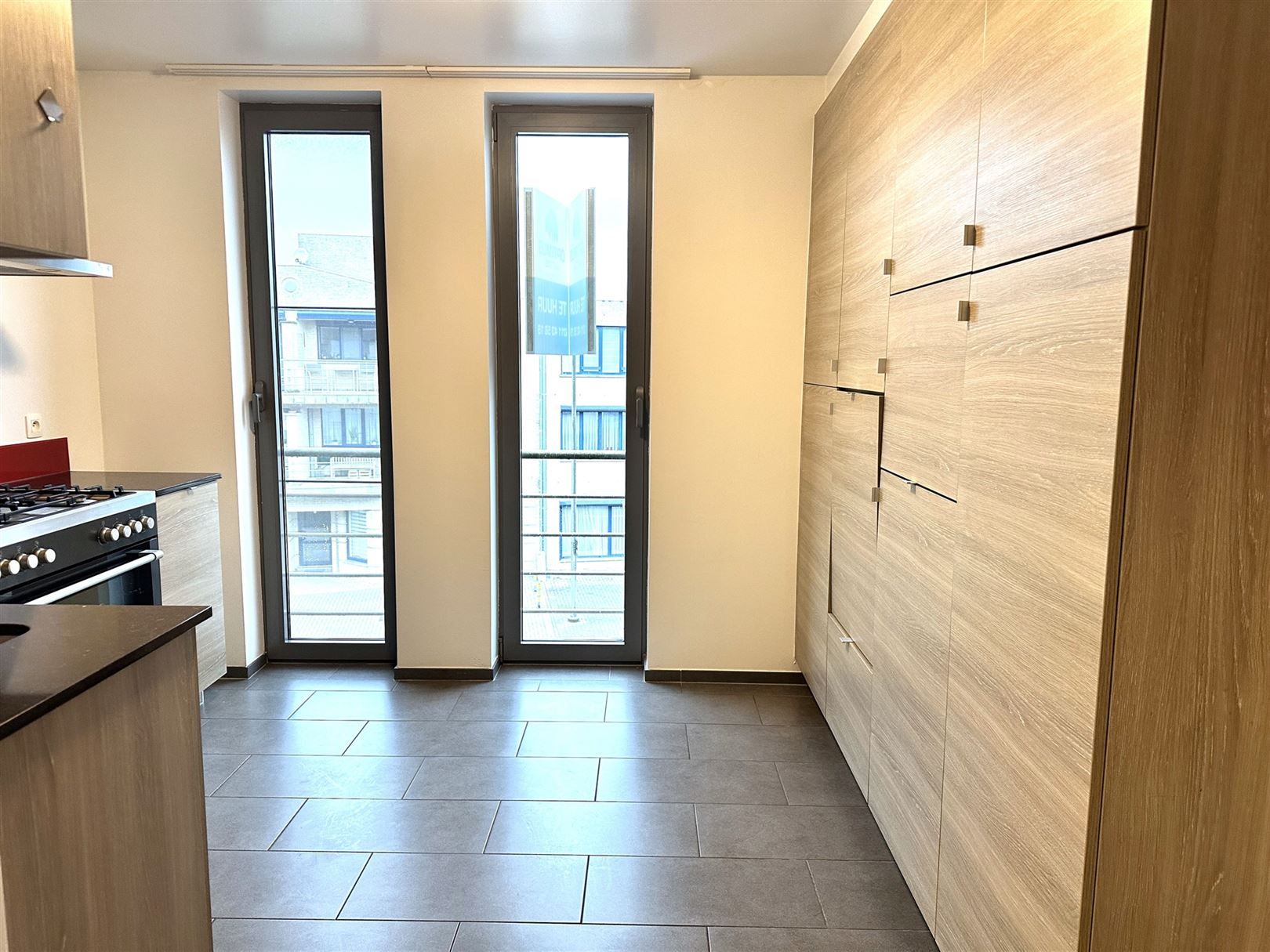 TE HUUR: Modern appartement met 2 slaapkamers in Zolder-Centrum! foto 5