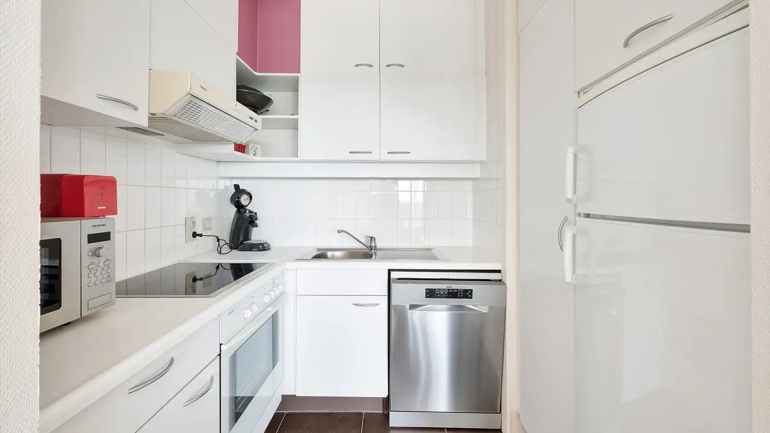 Zongericht ruim 2-slaapkamer appartement met prachtige zichten foto 9
