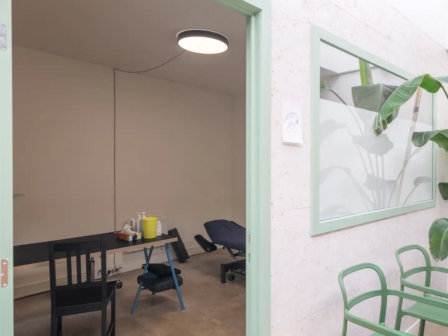 Ruim commercieel kantoor/praktijkruimte langsheen de Coupure uit 1997 met 205 m² bruikbare oppervlakte foto 11