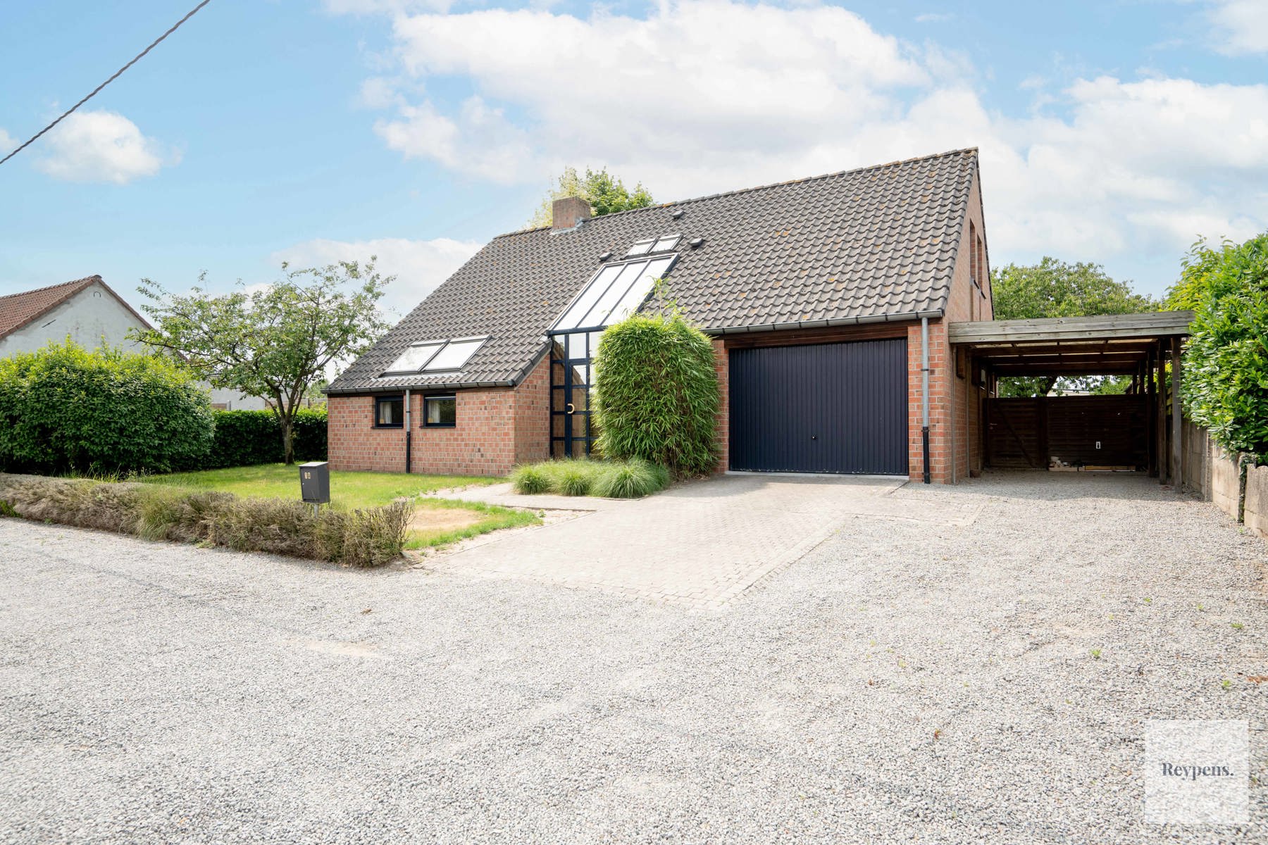 Rustig gelegen woning op goede locatie! foto 3