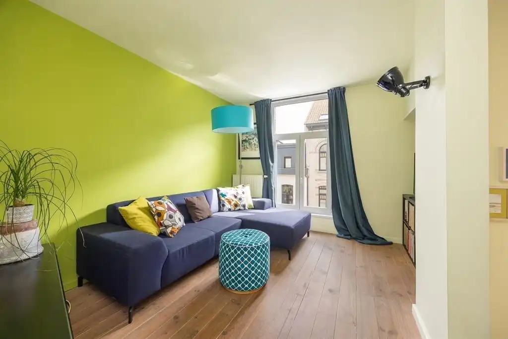 Unieke woning met eclectische gevels en dakterras foto 4