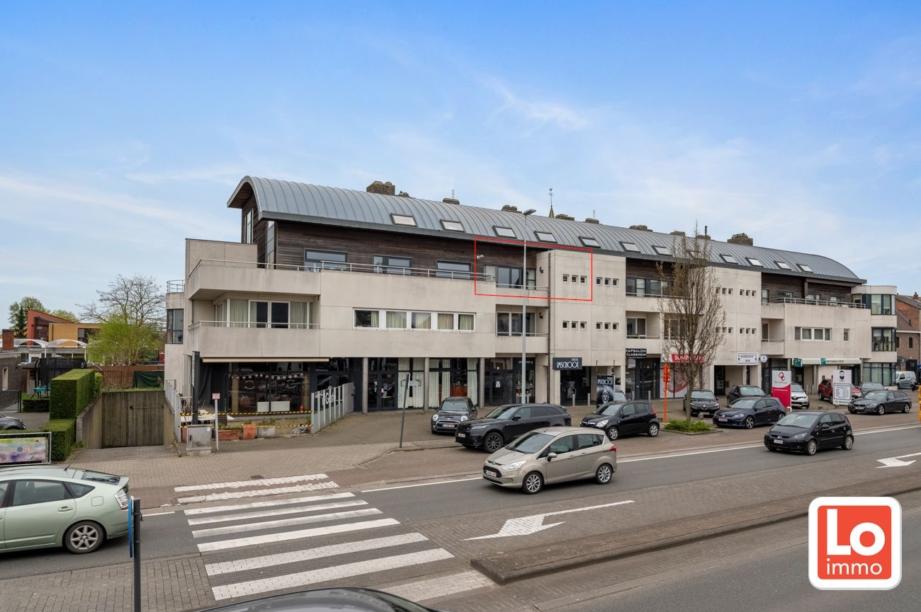 Mooi appartement met 2 terrassen, 2 slpks en ondergrondse staanplaats in centrum Lochristi foto 4