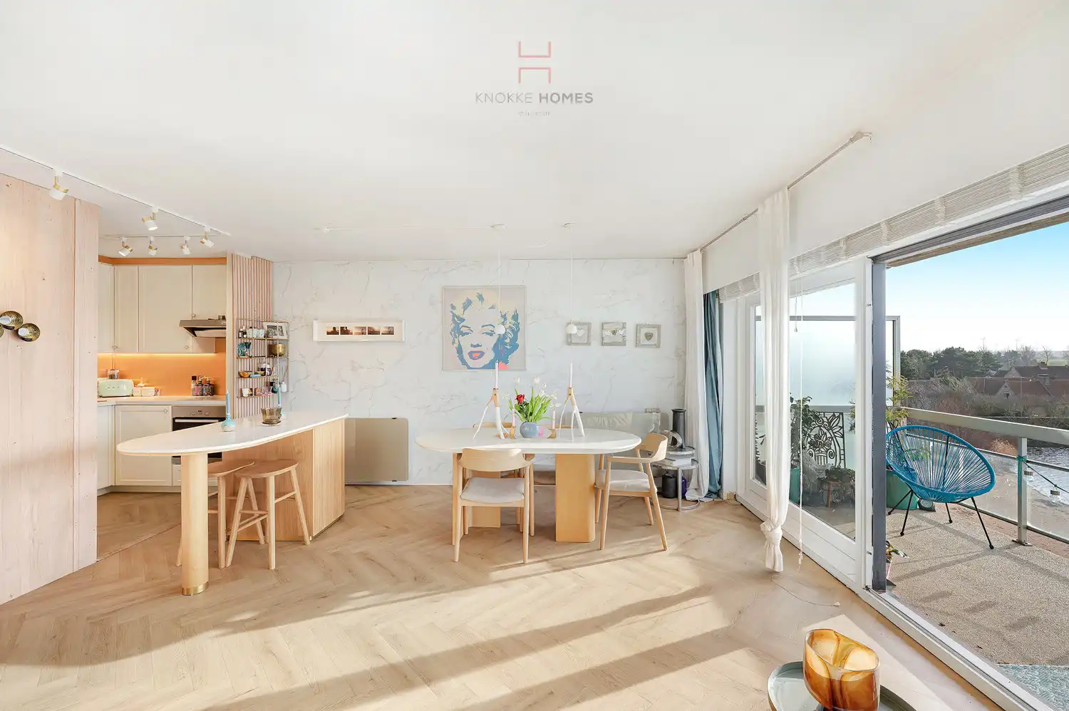 Instapklaar vernieuwd vakantie-appartement met Zuidgericht terras en open zicht in Duinbergen foto 16