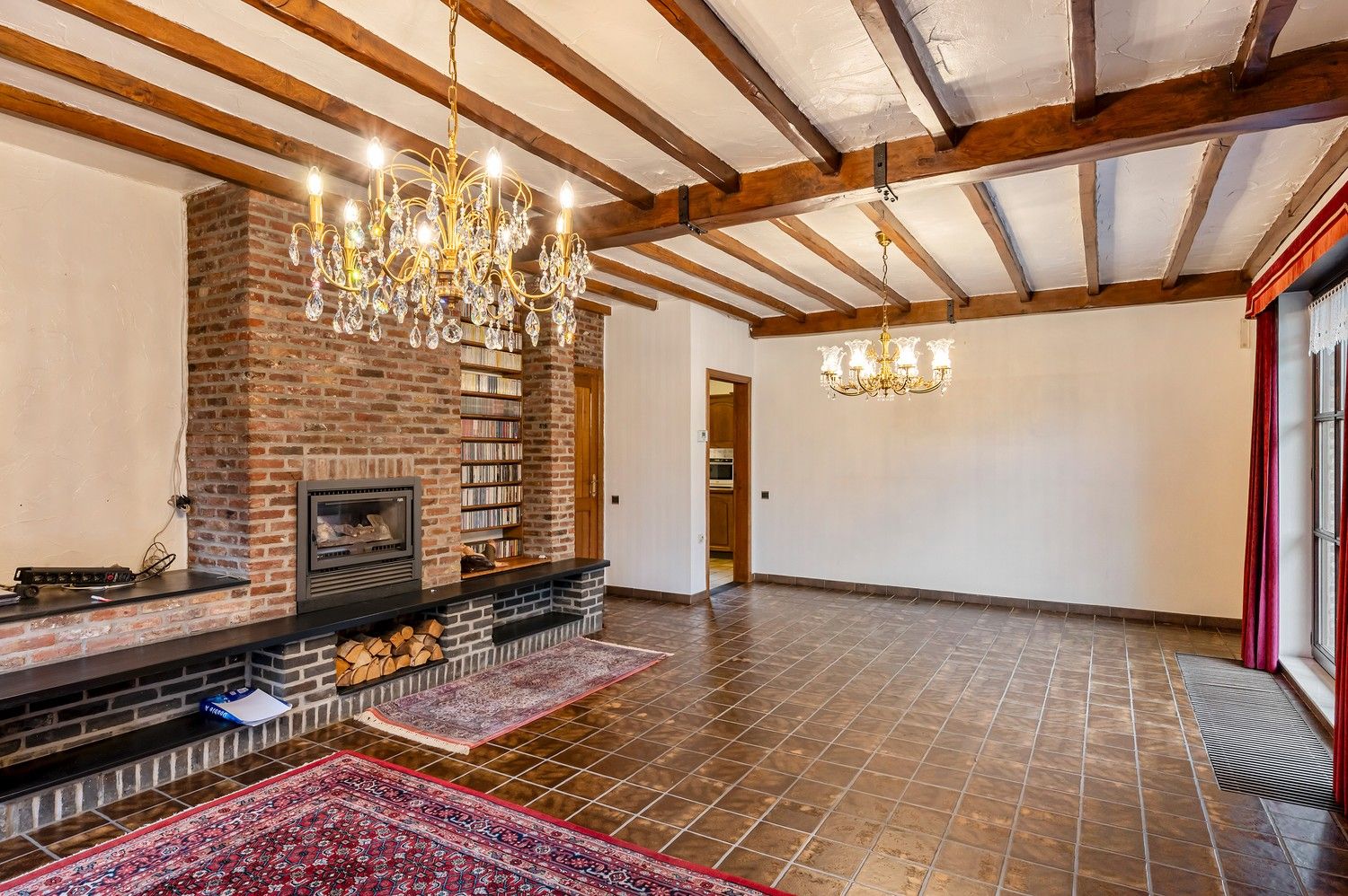 PRACHTIGE OP TE FRISSEN WONING OP EEN RUSTIGE LOCATIE foto 6