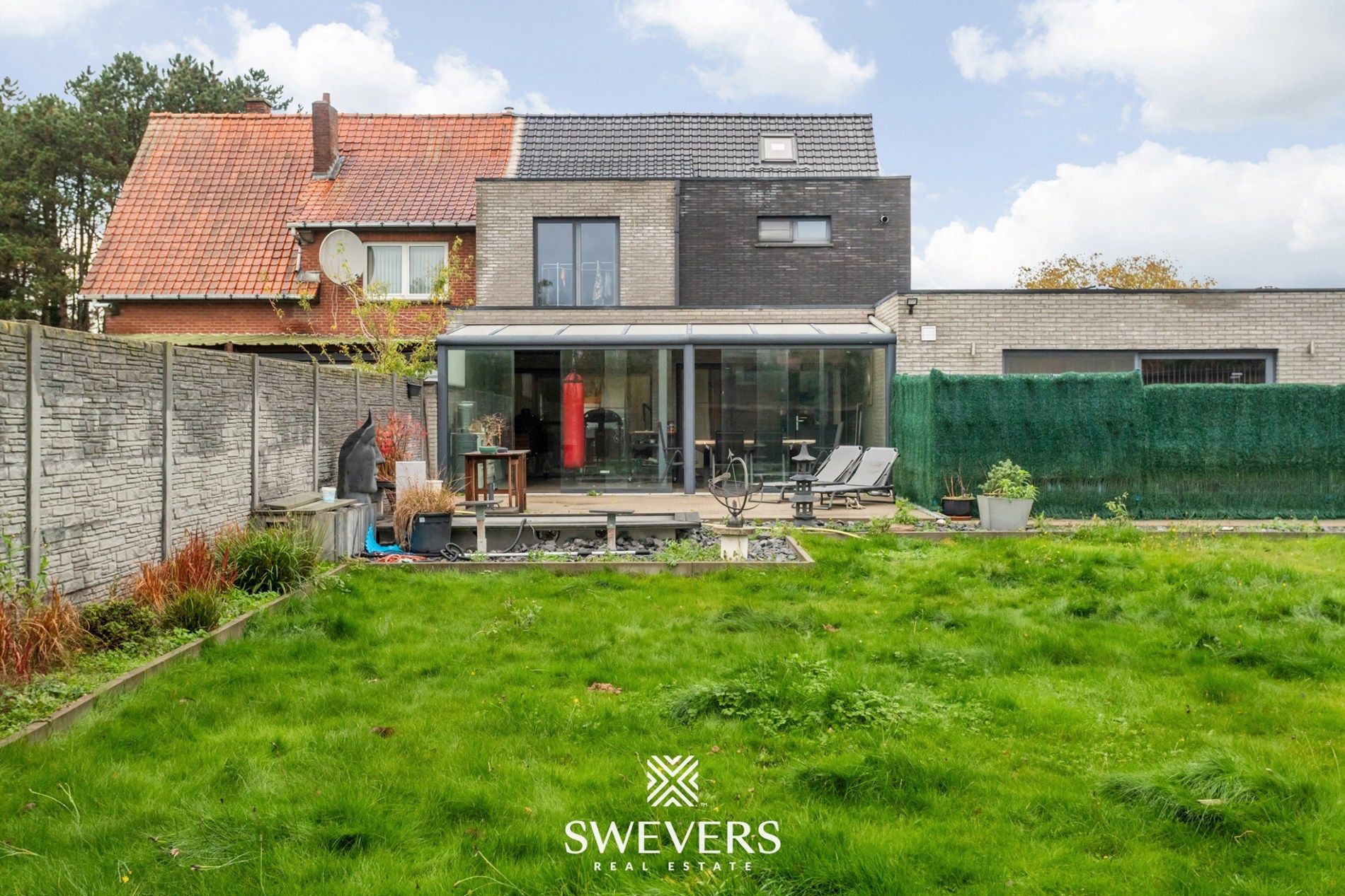 Ruime, instapklare woning met drie slaapkamers en prachtige tuin foto 23