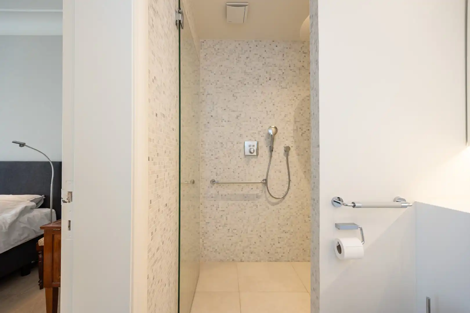 APPARTEMENT MET AUTHENTIEK KARAKTER foto 13