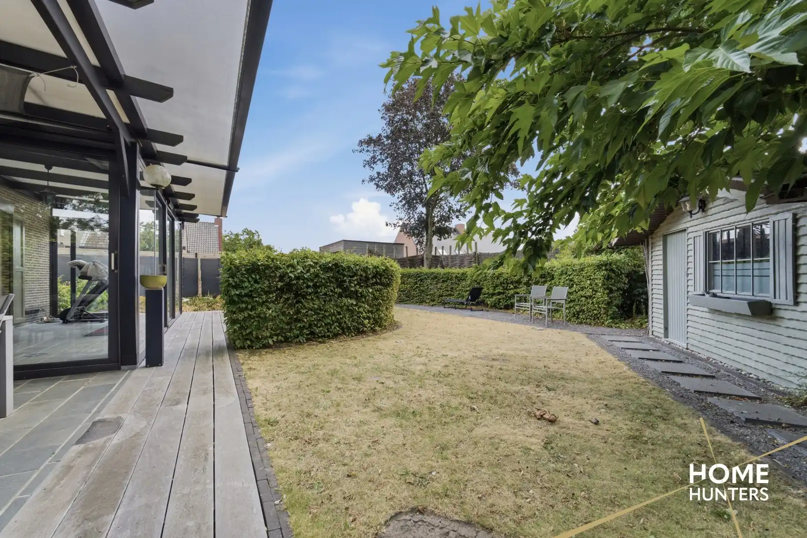 Alleenstaande woning met prachtige tuin en tal van extra troeven in een rustige wijk te Wervik foto 7