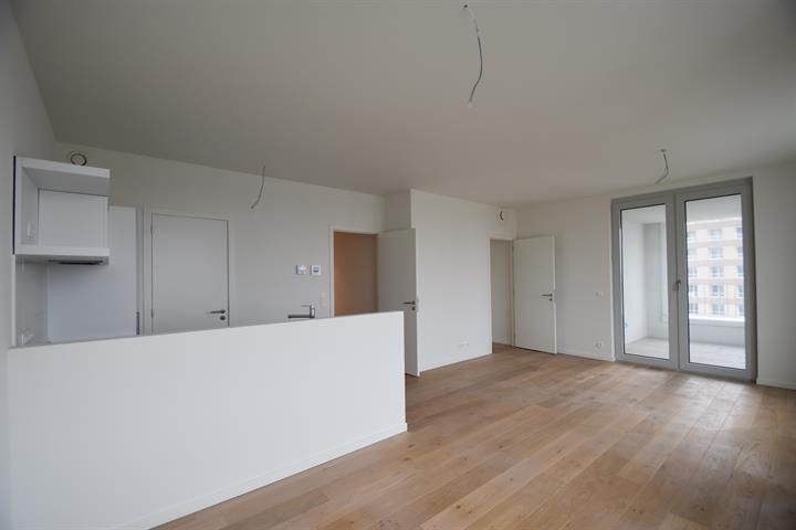 ANTWERPEN - Recent appartement met weids uitzicht.  foto 1