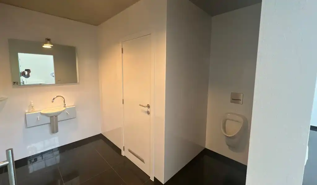 Bedrijfsgebouw met villa te huur langs  E17 in  Kruisem foto 19