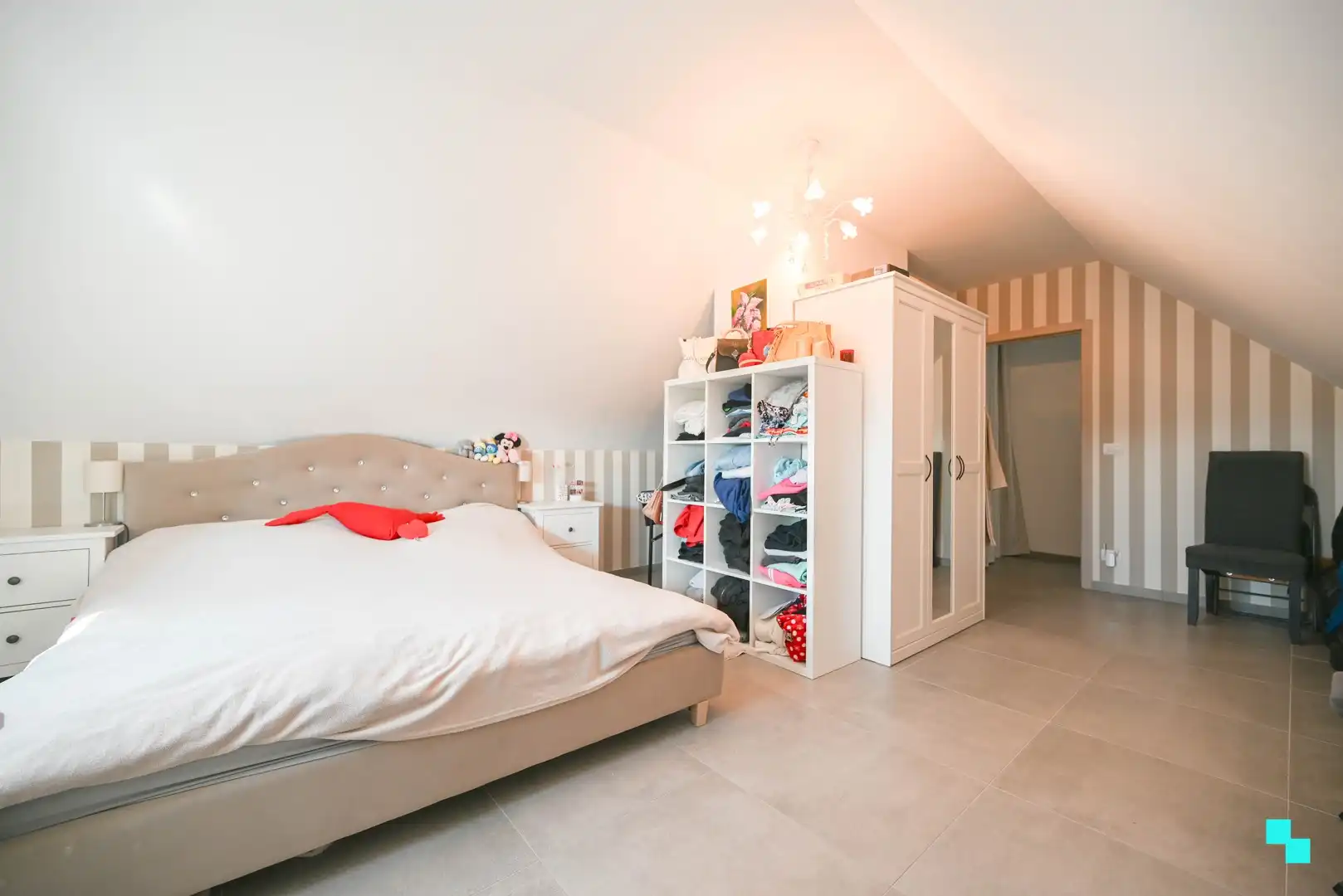 Instapklaar appartement met terras in hartje Langemark foto 12