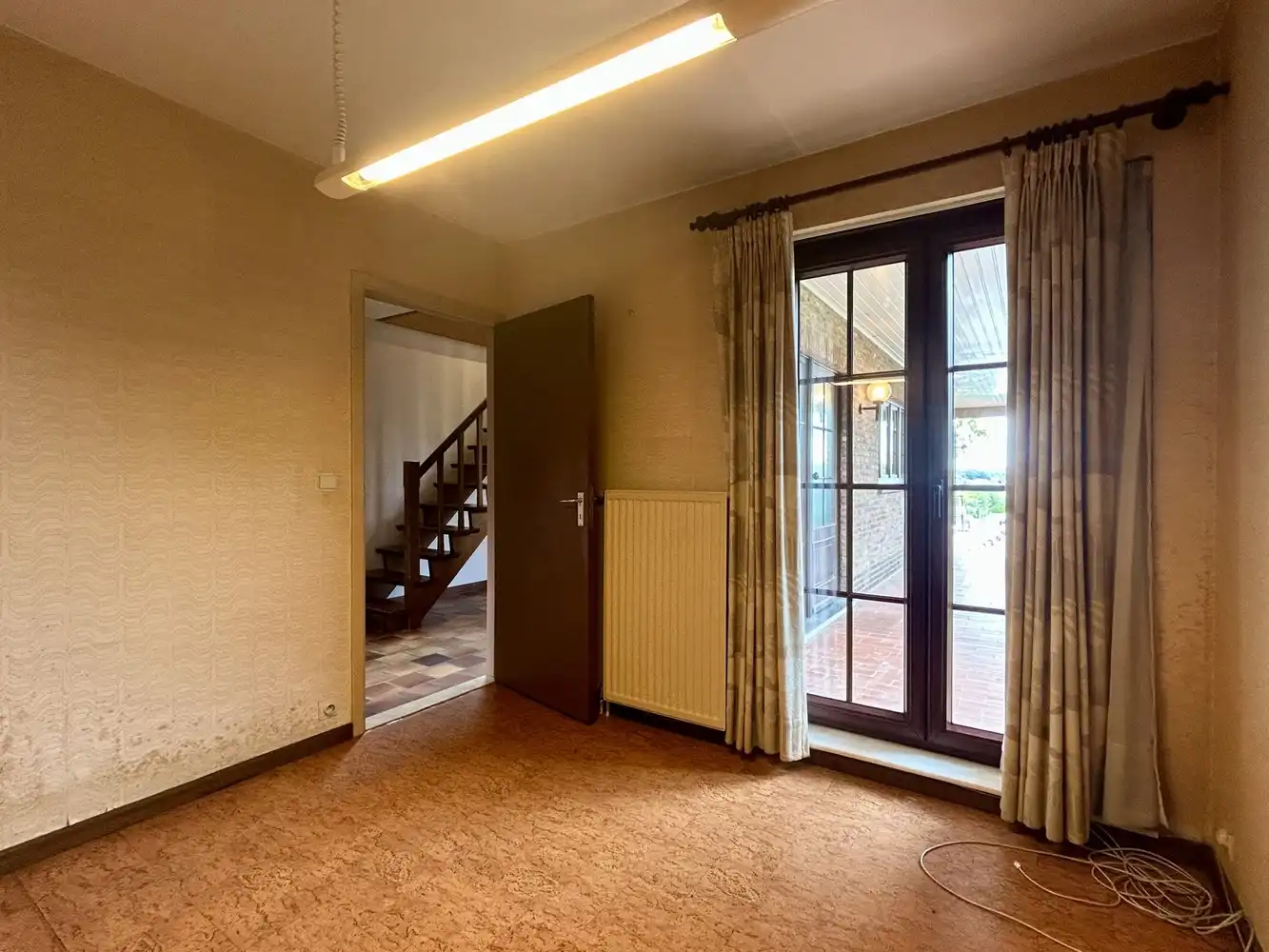 Ruime en degelijke woning met 4 slaapkamers en dubbele inpandige garage nabij Leuven foto 4