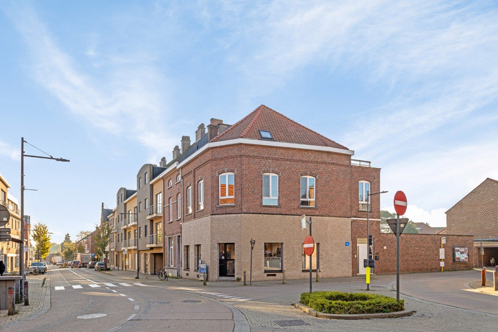 Duplex met 2 slaapkamers, bureau en groot terras foto 6