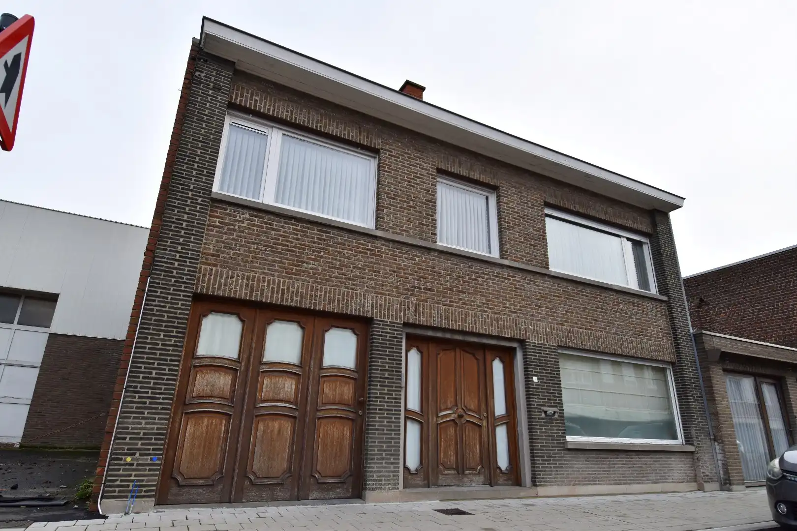 Verzorgde gezinswoning met 3 slaapkamers, tuin en polyvalente ruimte te koop nabij centrum Bissegem foto 14