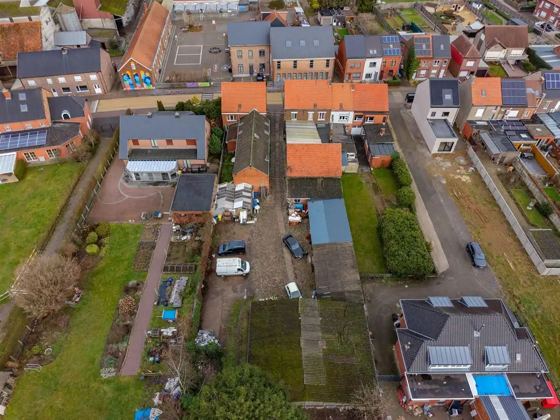 Woning met 3slk, tuintje en werkhuis foto 34