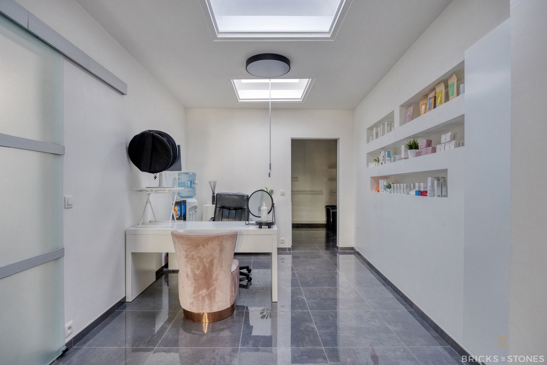 Mooie handelspand op het gelijkvloerse in het centrum! foto 4