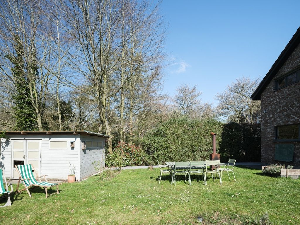Ruime en energiezuinige woning (A-score) met de mogelijkheid tot combinatie woon/werk op een zeer gegeerde locatie te Sint-Martens-Latem. foto 15