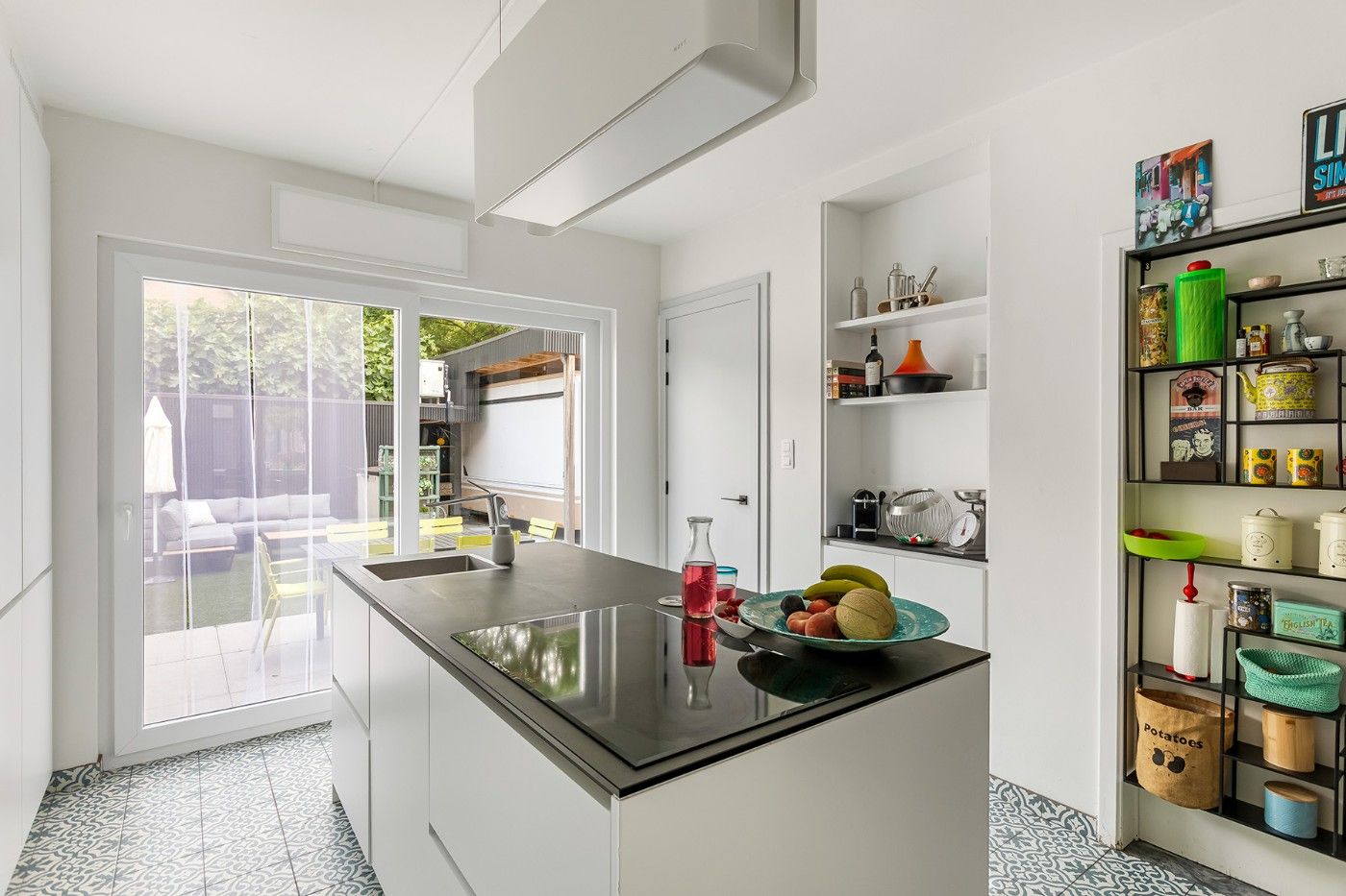 Ruime, instapklare HOB met 3 slpk., garage en toffe tuin foto 8