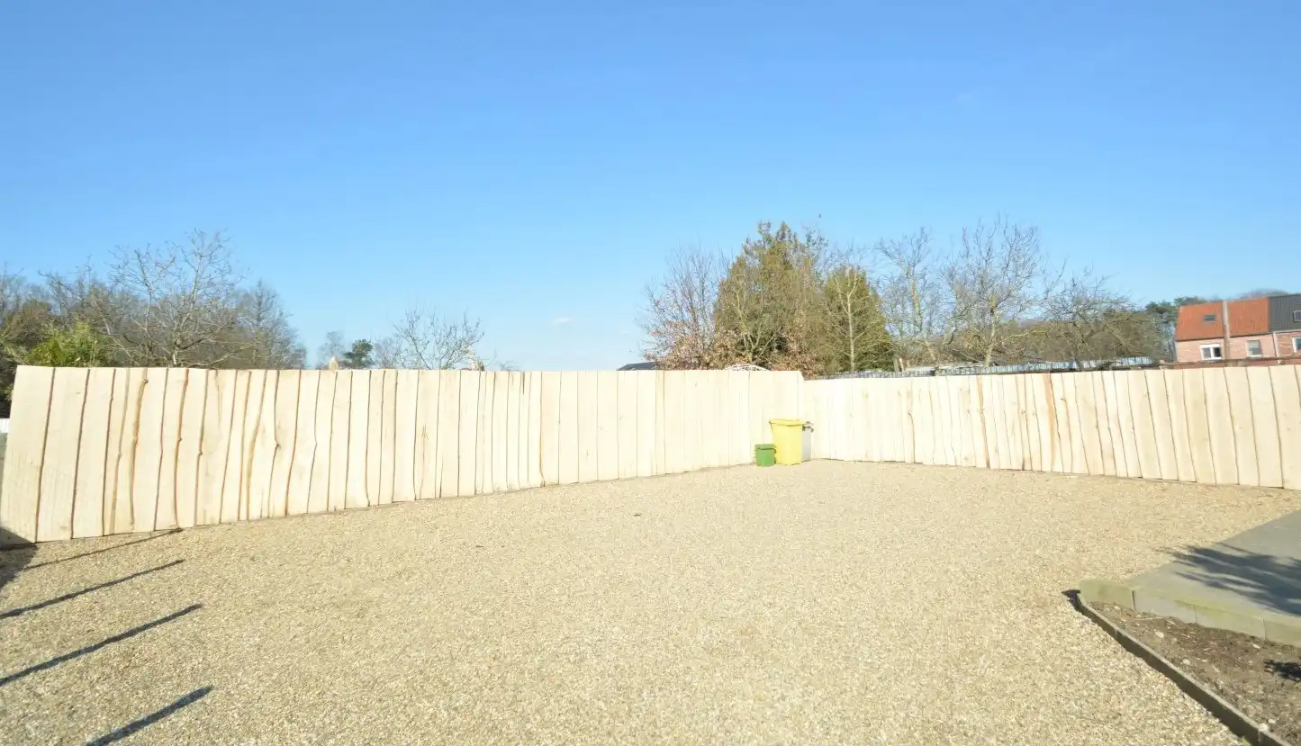 GELIJKVLOERSE WONING MET 1 SLPK TE TREMELO foto 14