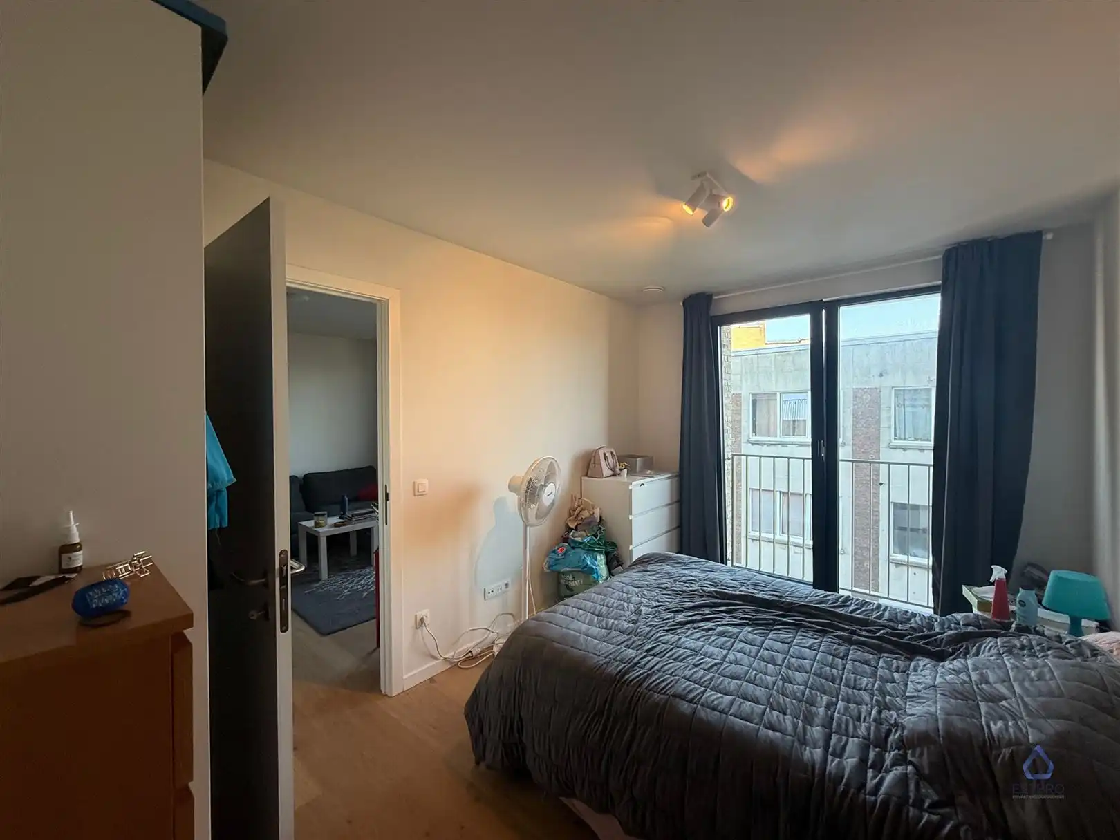 Ruim éénslaapkamerappartement op toplocatie.  foto 8