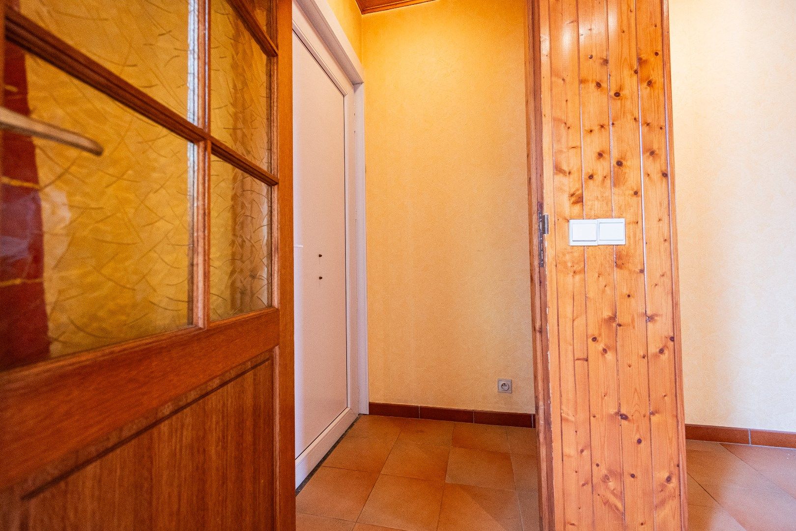 Te renoveren woning met 4 slpks en tuin te Huizingen foto 16