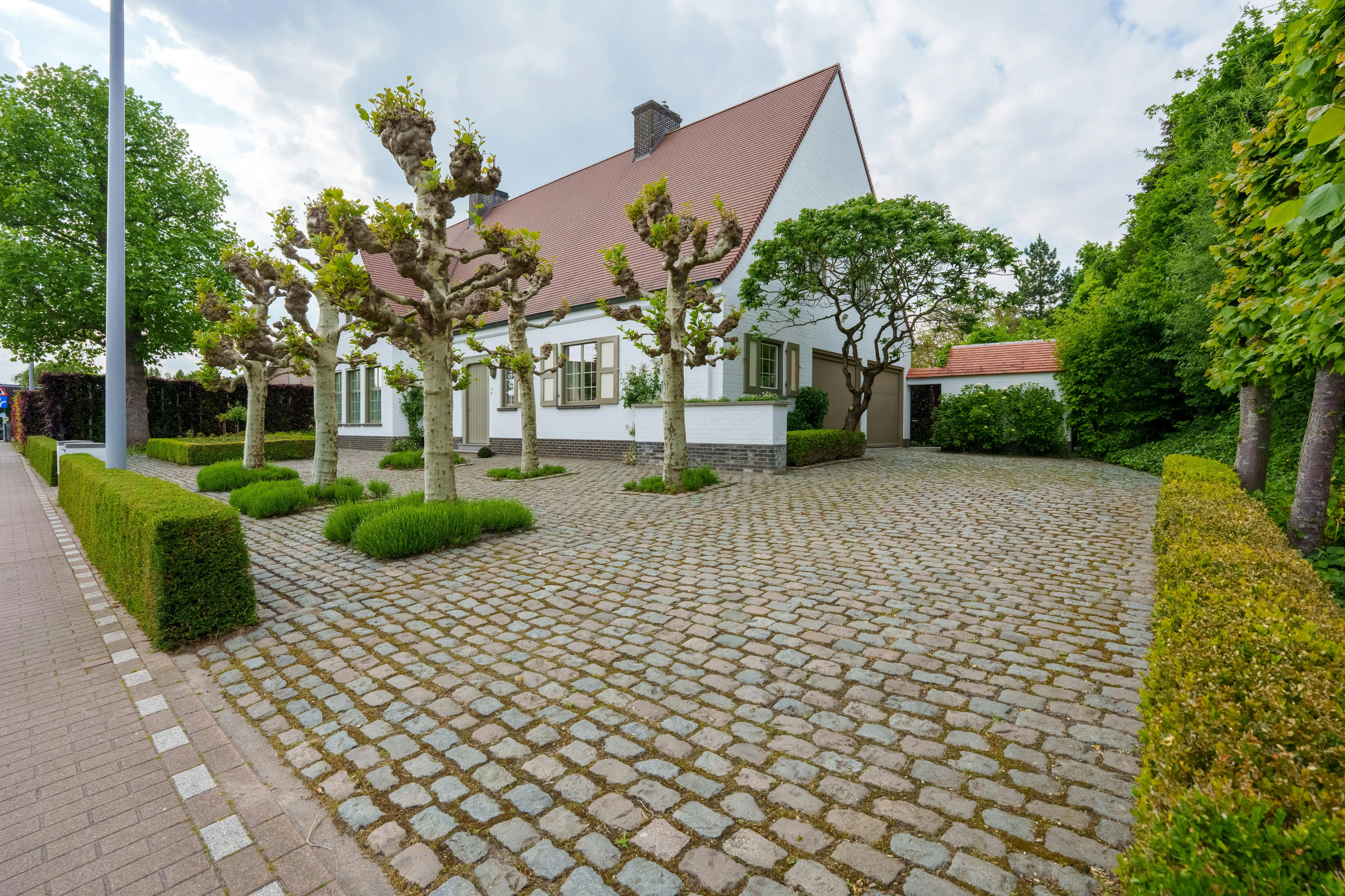 Exclusieve villa nabij het Sterrebos in Rumbeke foto 30