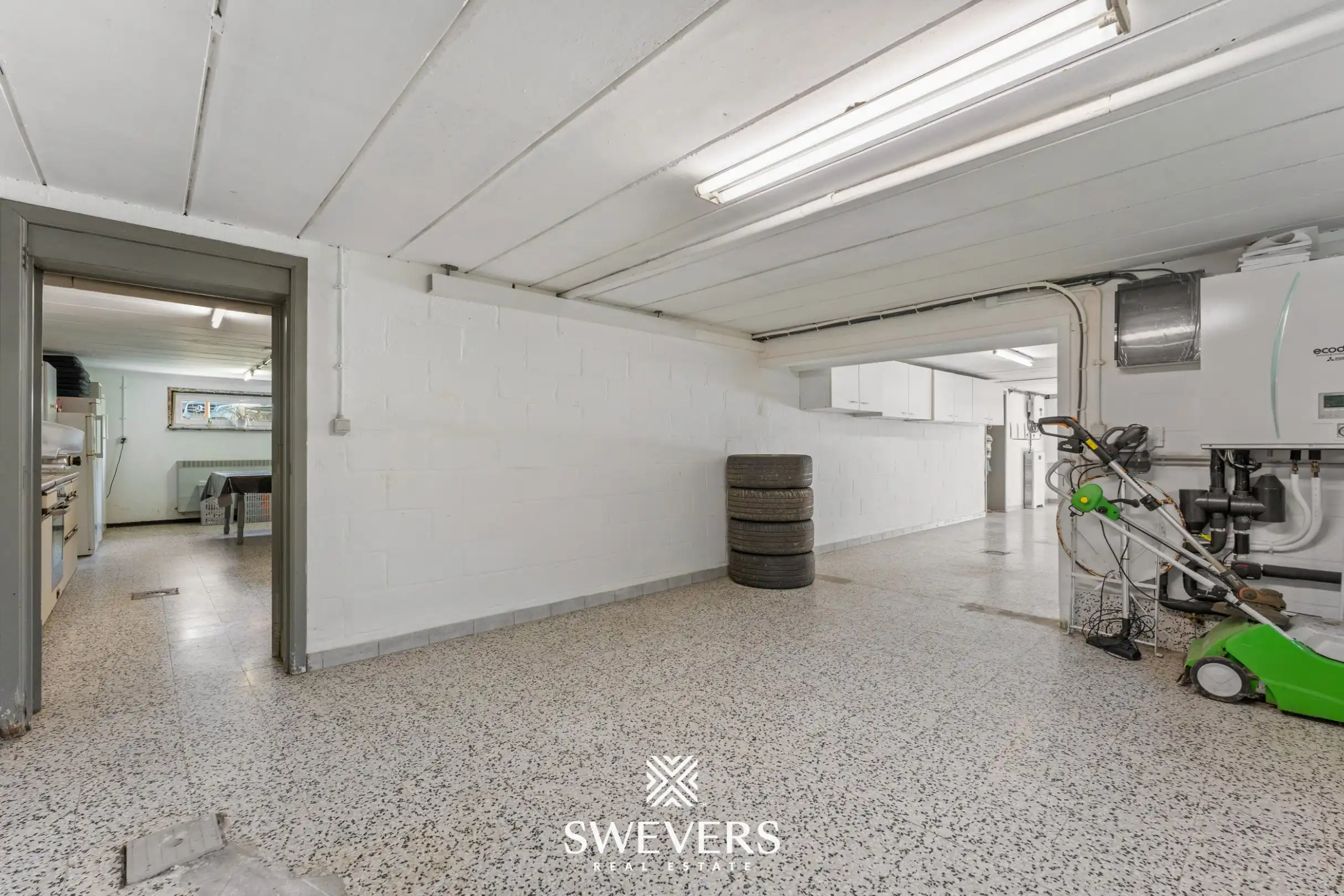 Ruime open bebouwing met 415 m² bewoonbare oppervlakte op 15a 50ca  foto 22