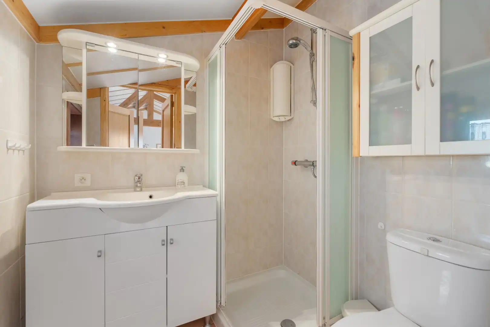 Zonnige vakantiewoning vlakbij zee foto 7