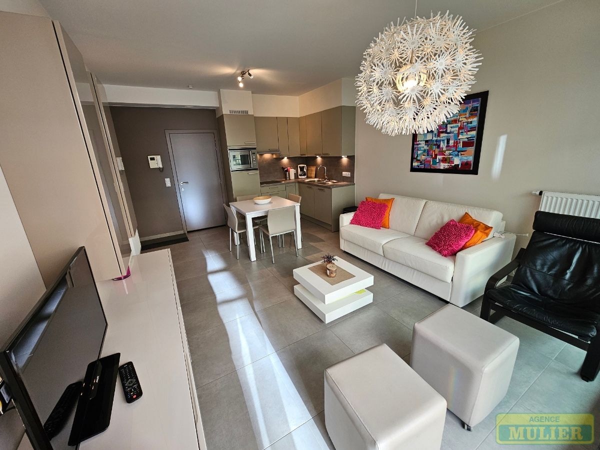 Appartement te koop foto {{pictureIndex}}