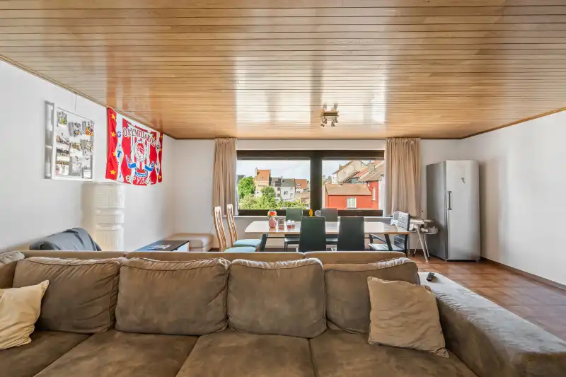 Ruim 2 slpk app. kortbij het Maria Hendrikapark en het AZ Damiaan ziekenhuis foto 6