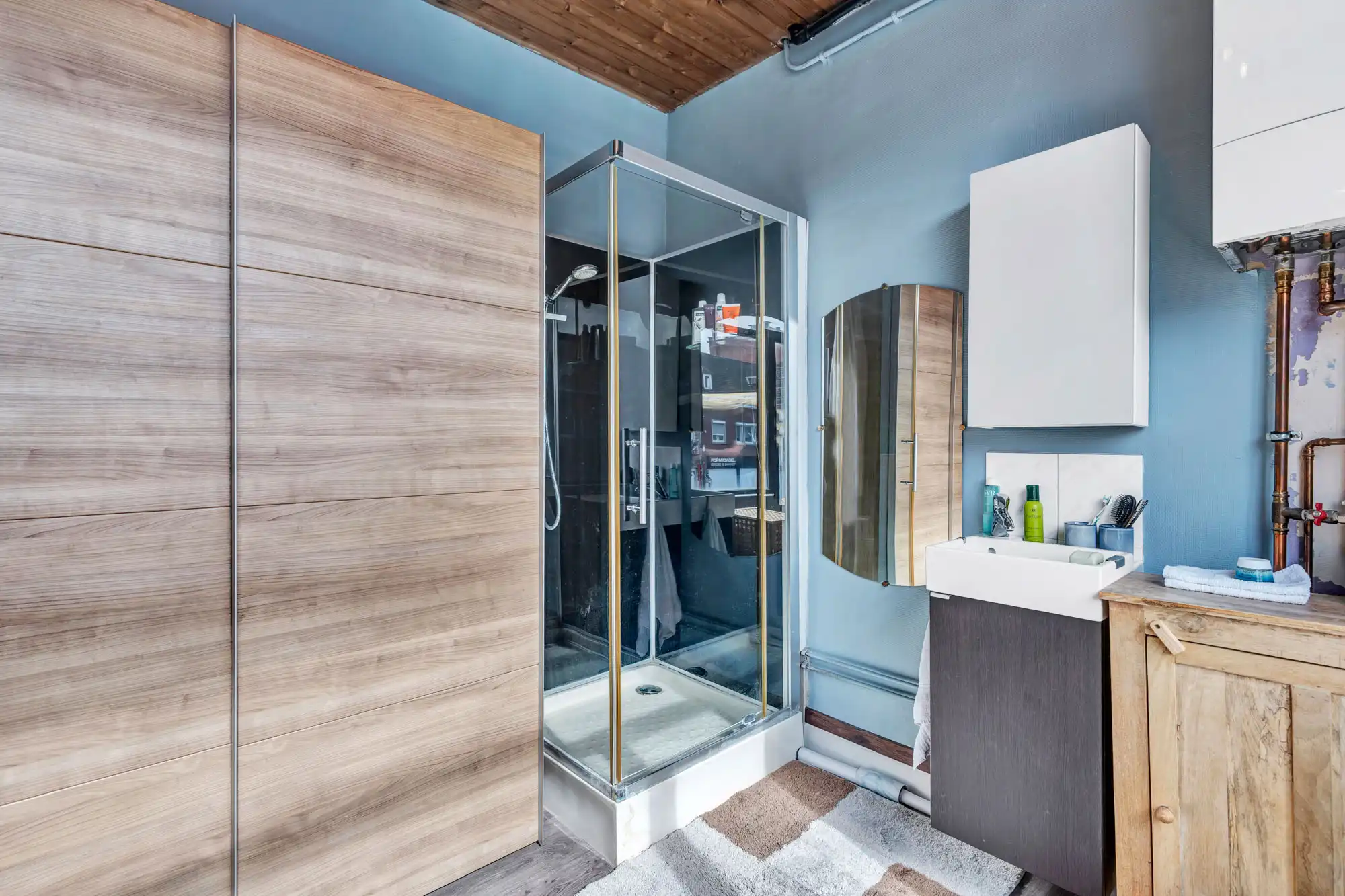 Instapklare woning met terras, buitenberging in het centrum foto 8