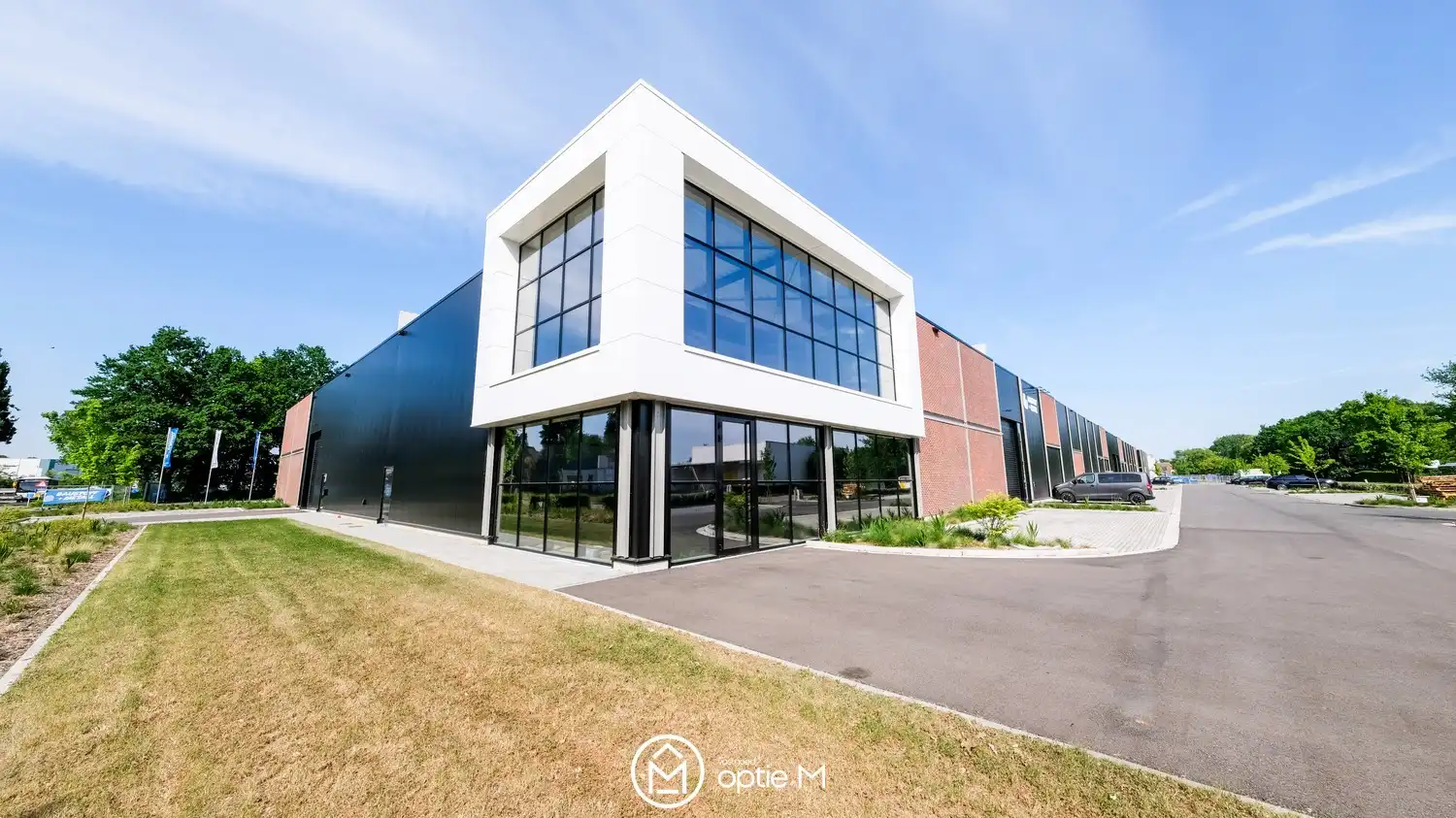 Industrieel-magazijn-logistiek te koop Sasstraat 2/1 - 3500 Hasselt