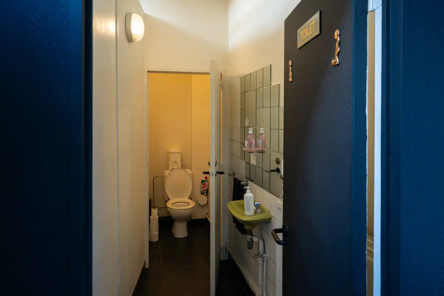 Instapklaar handelspand van ca. 110 m² op toplocatie in het centrum van Mol foto 18