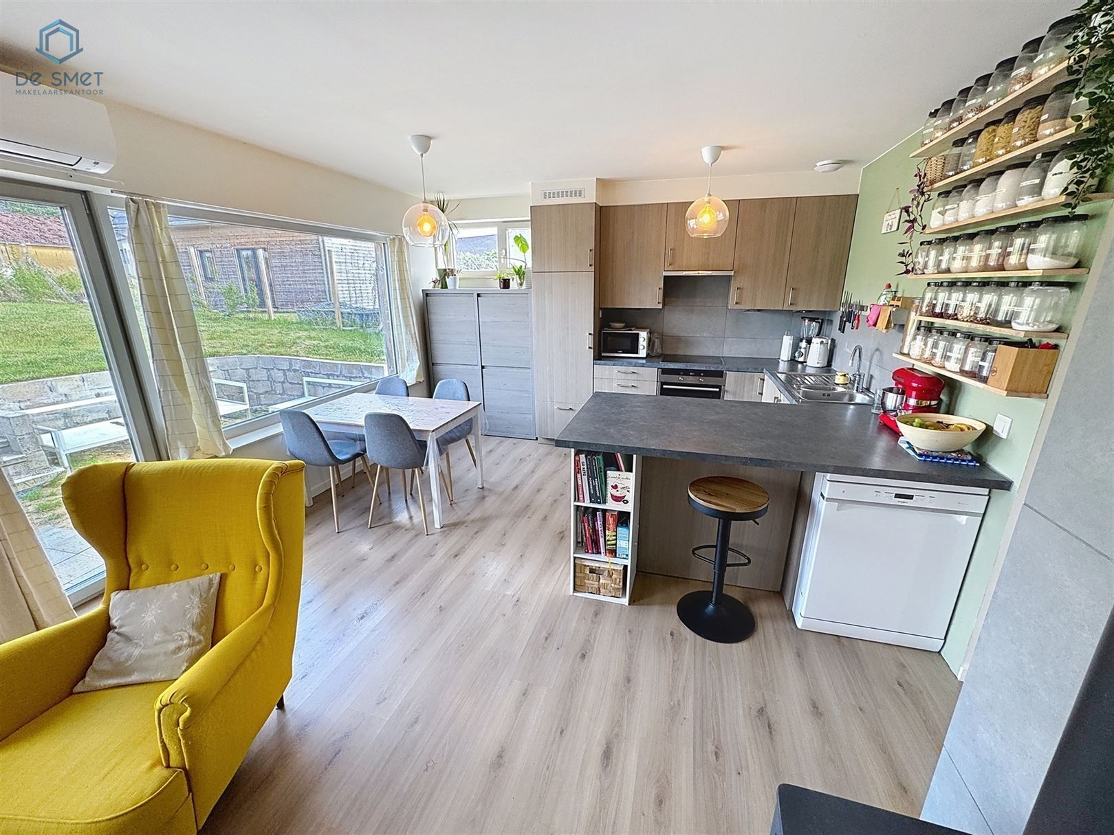 Recente, energiezuinige woning in groene oase 2 slaapkamers, garage en tuin foto 6