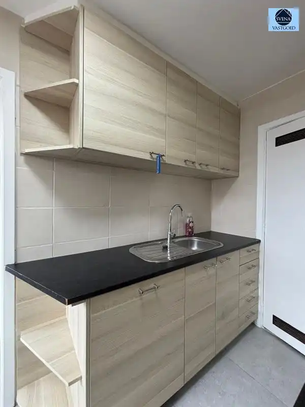 APPARTEMENT MET 2 KAMERS EN GARAGE foto 4