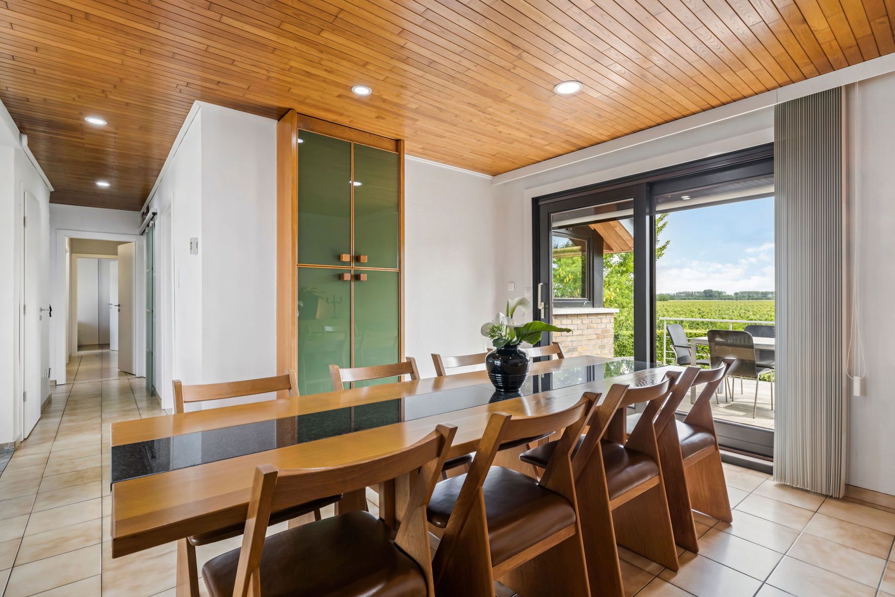 Open bebouwing met 360° landelijk zicht en 2 garages foto 14