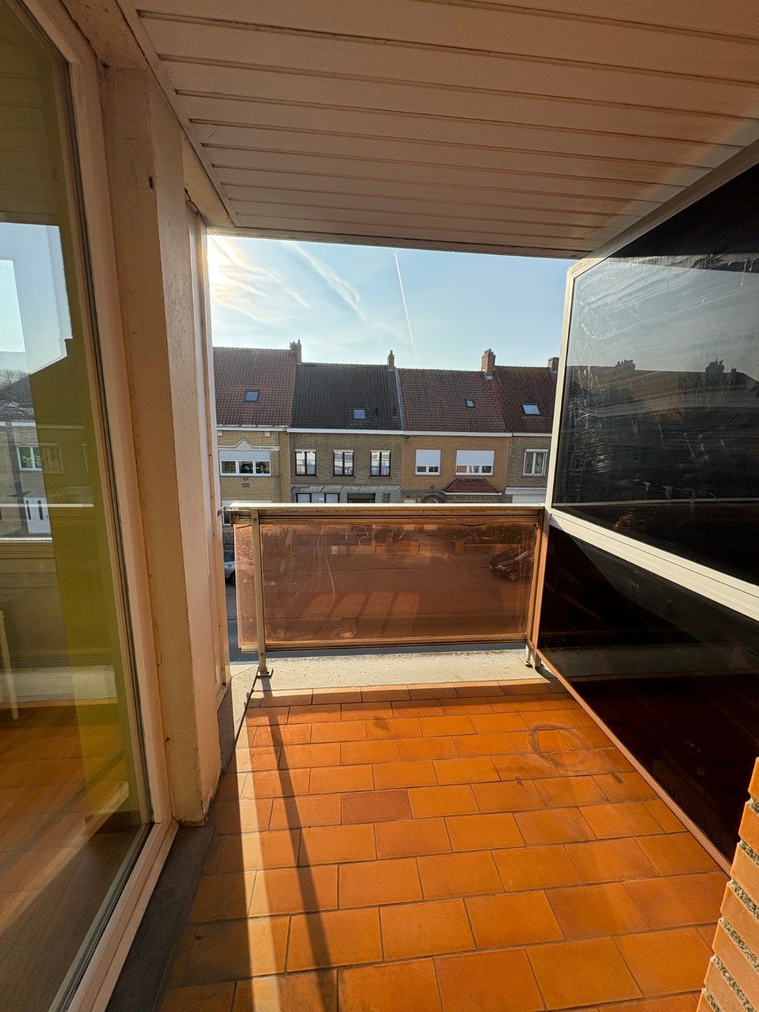 Ruim te renoveren appartement met garage  foto 5